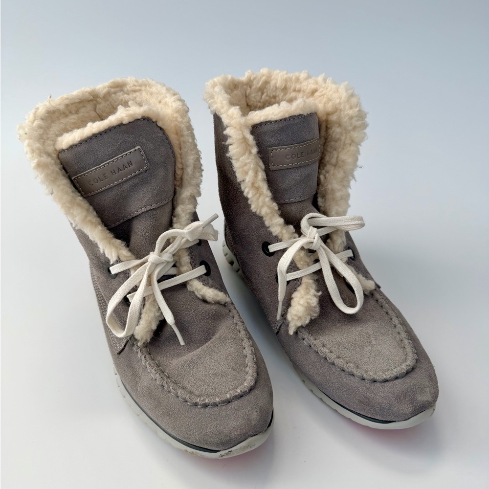 Cole Haan Zerogrand Shearling Chukka Boot in Gray Suede - size 6B
